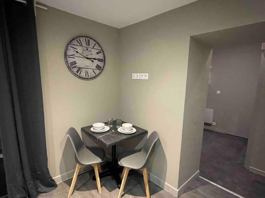La Suite De L'Empereur/ Logement Neuf Janvier 2024 Orleans Bagian luar foto